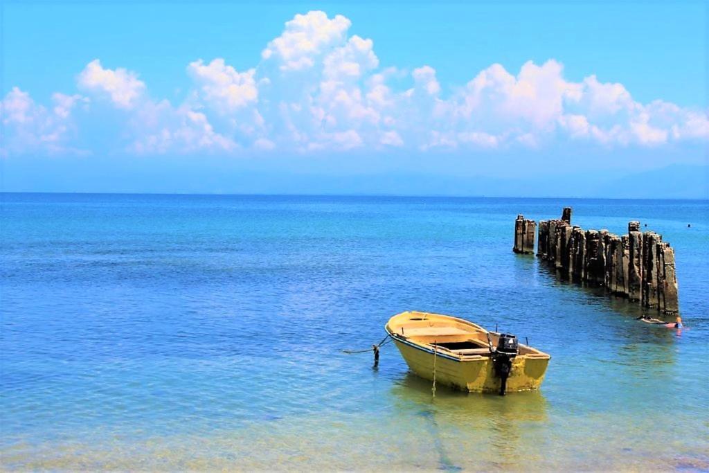 Duplex Seaview Condo Dıraç Dış mekan fotoğraf