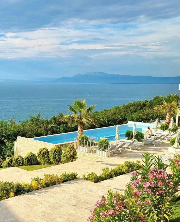 Duplex Seaview Condo Dıraç Dış mekan fotoğraf