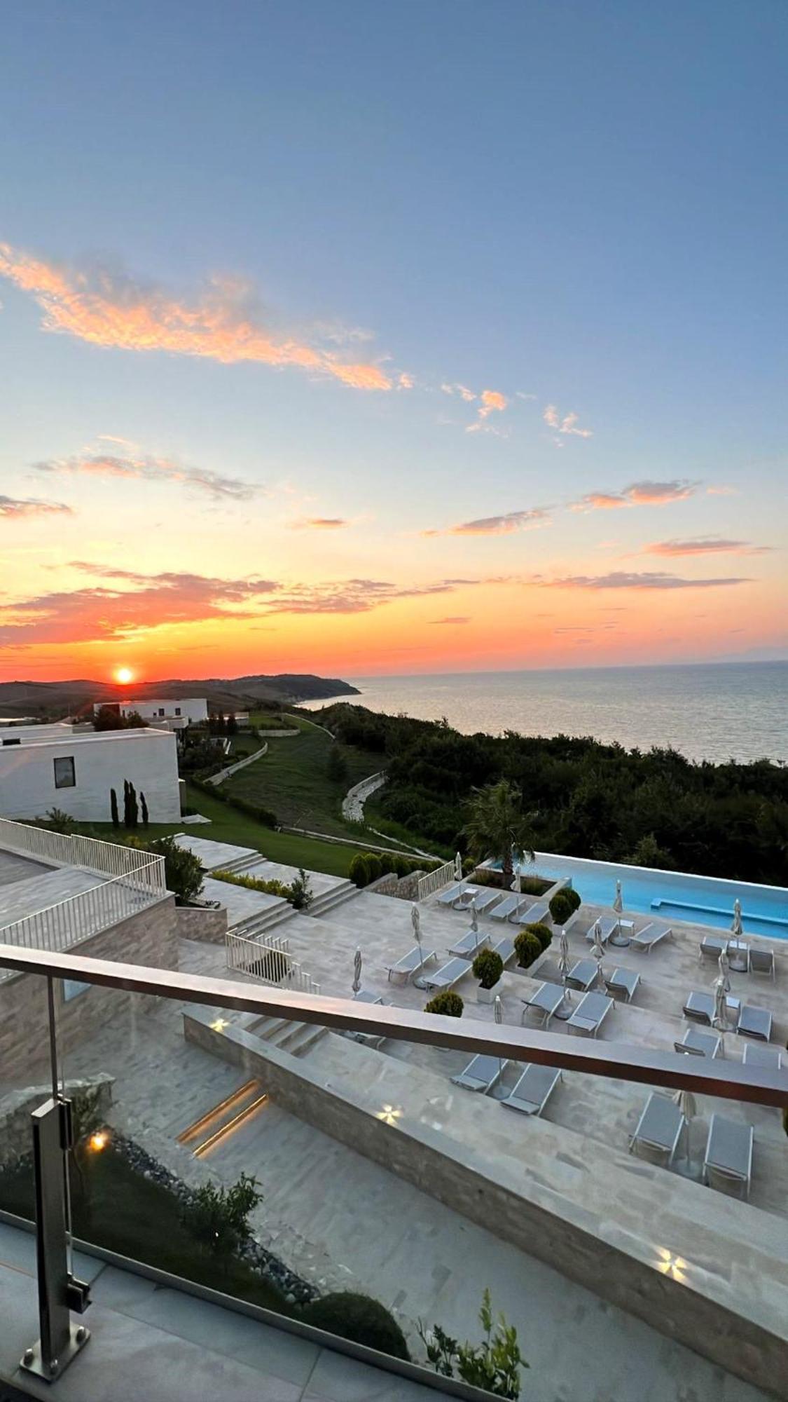 Duplex Seaview Condo Dıraç Dış mekan fotoğraf